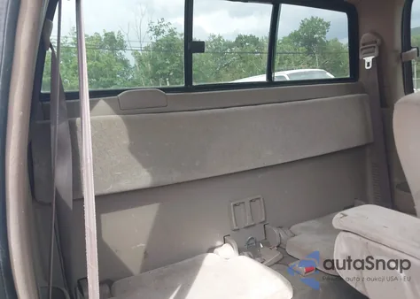 2001 Toyota Tacoma Base V6 from USA, damaged, VIN 5TEWN72N71Z860363